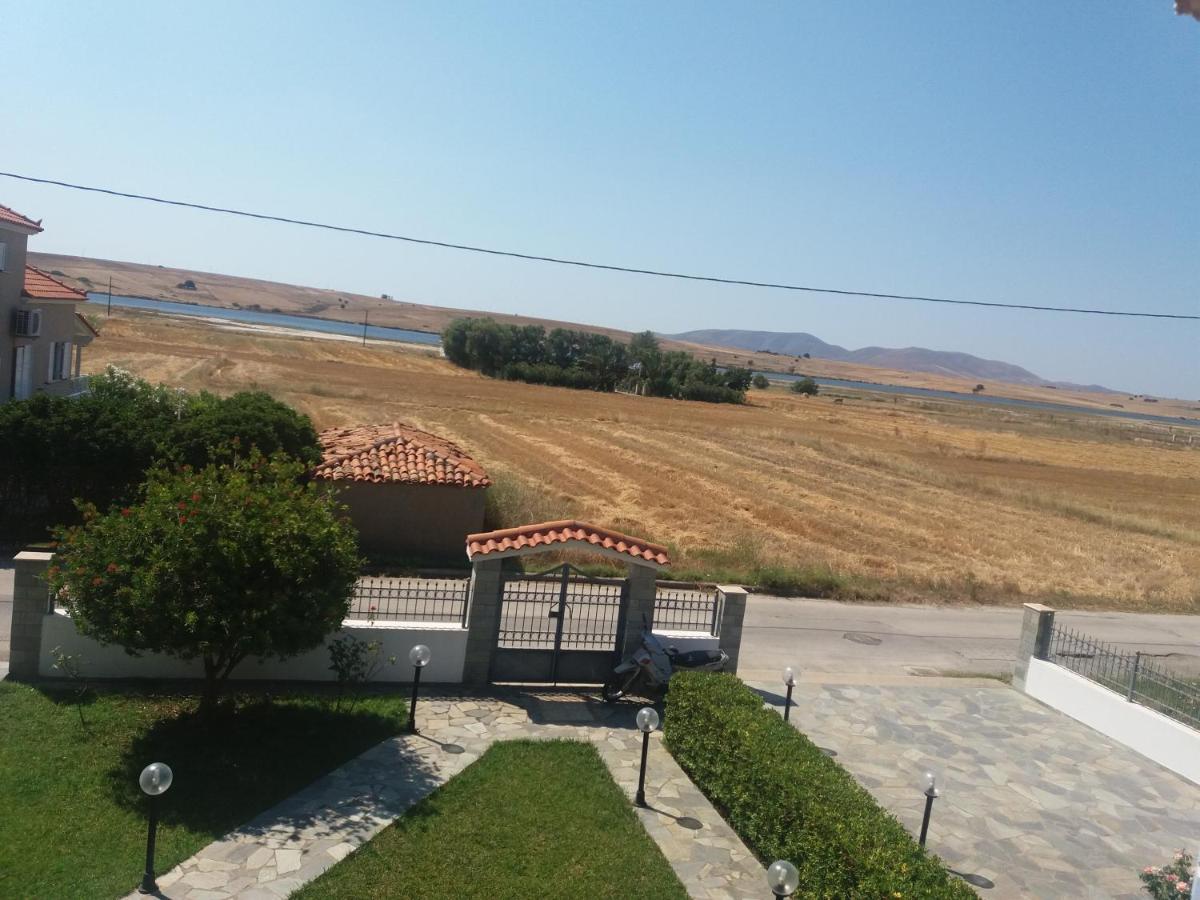Irini'S Appartment Nea Koutali Bagian luar foto
